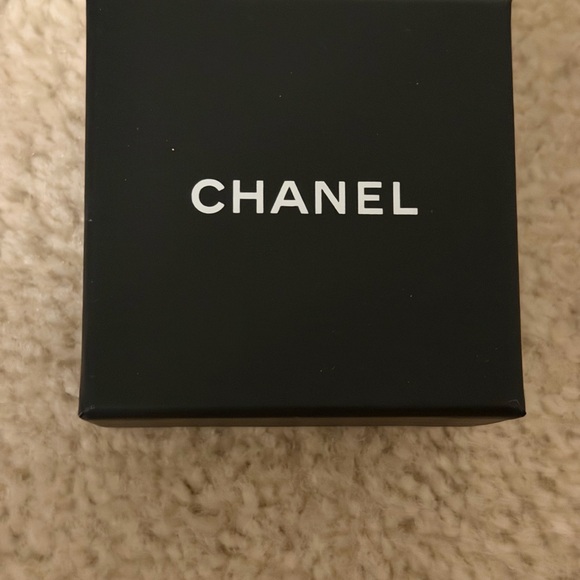 CHANEL CC Drop Earrings Black and Gold - Picture 9 of 11